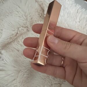 NARS Metallic Gold Lipstick